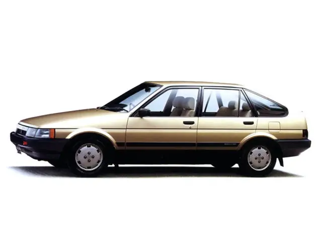 Toyota Sprinter (AE81, AE82, CE80) 5 поколение, хэтчбек 5 дв. (05.1983 - 04.1985)